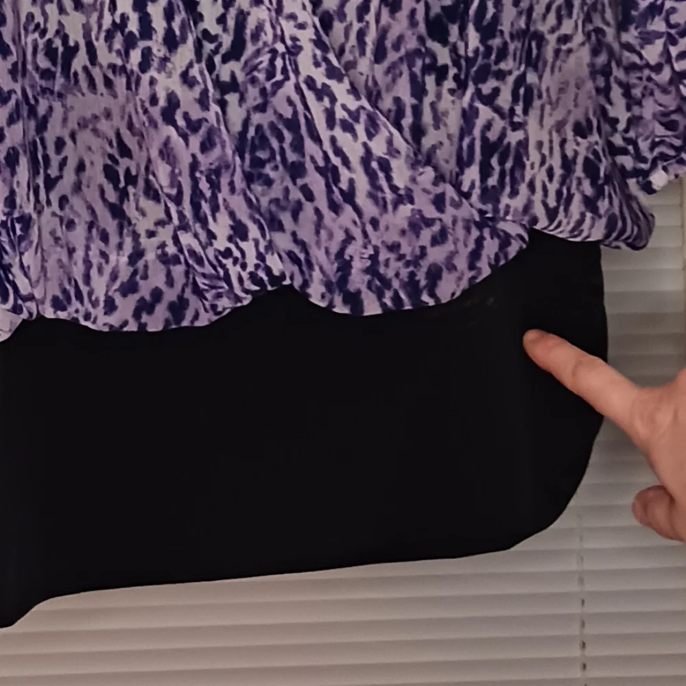 Bundle Sale - Jennifer Lopez Purple/Black Long Sleeve Top Size Large - Picture 5 of 6